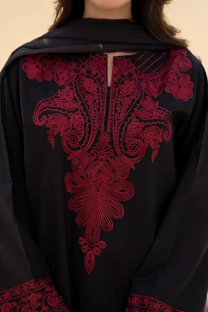Sapphire 3PC Embroidered Lawn Suit