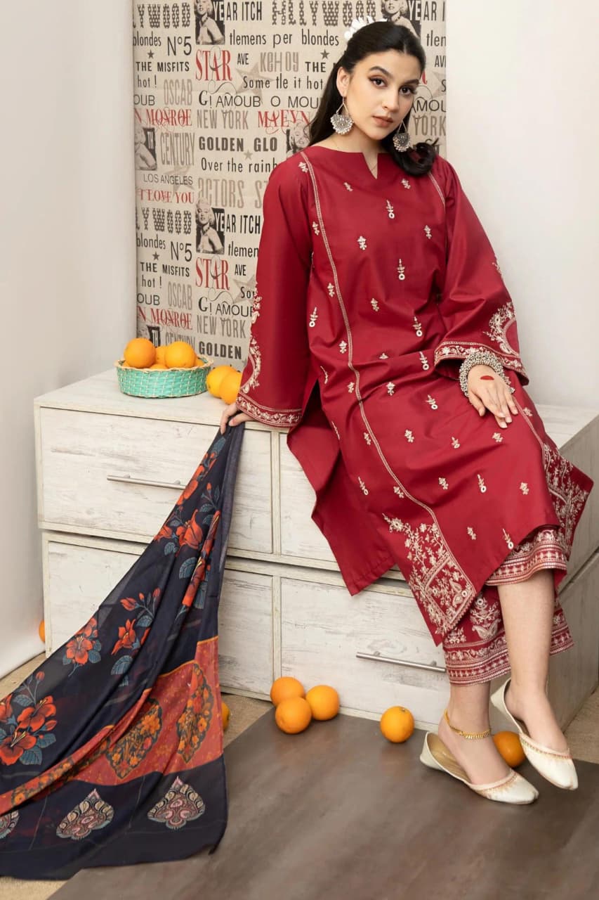 URGE 3PC Lawn Set – Embroidered