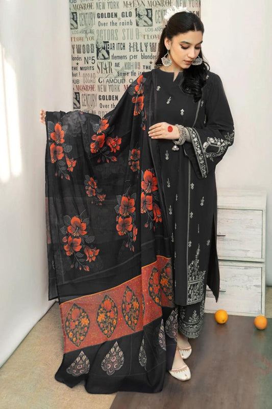 URGE 3PC Lawn Embroidered Suit 🌸