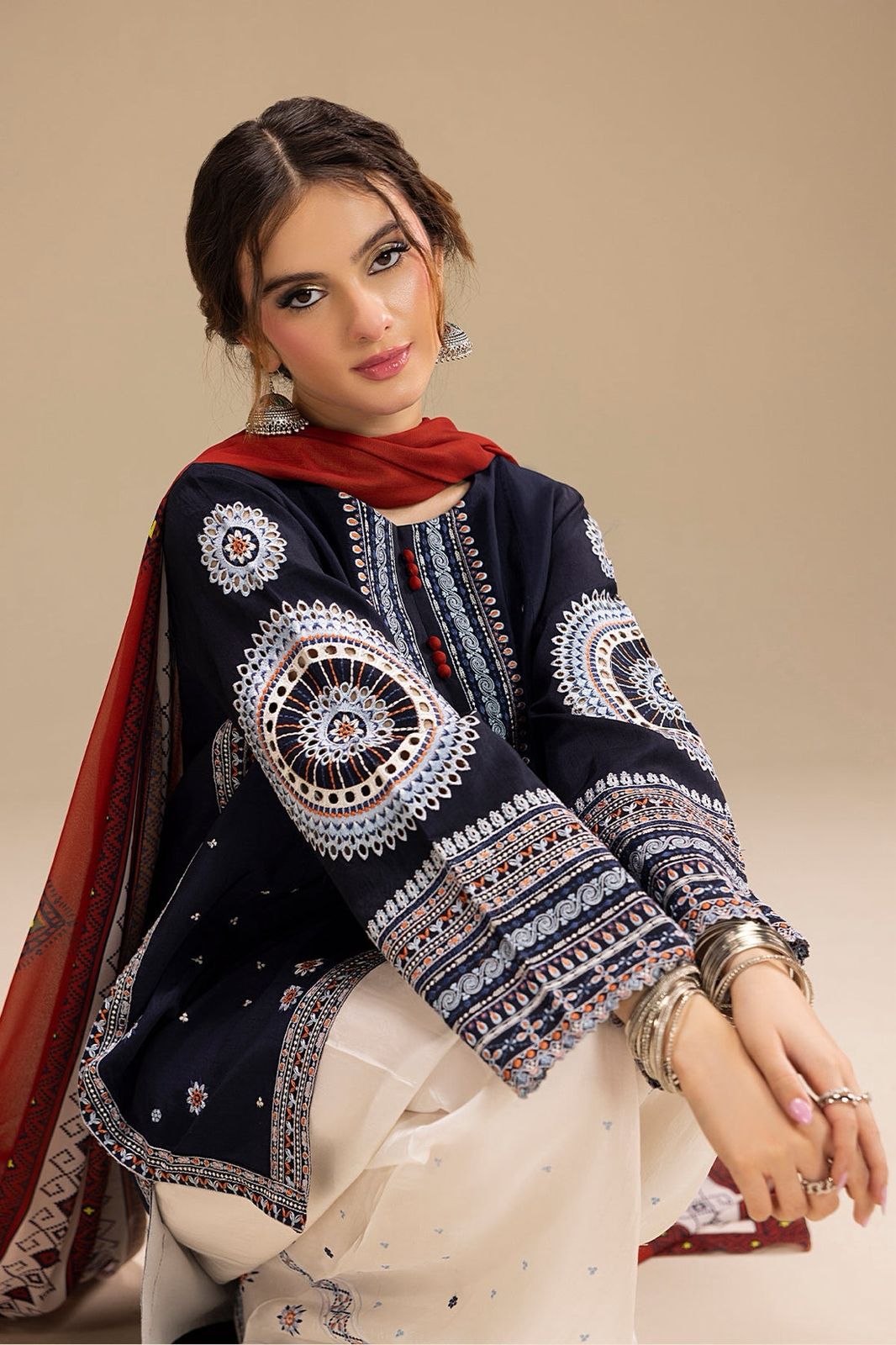 SR-RR610 Unstitched Heavy Embroidered Lawn Suit With Digital Printed Monar Dupatta
